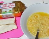 Foto langkah ke 1 dari resep Telur dadar mozarella DEBM.