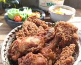 Foto langkah ke 9 dari resep Ayam Goreng Kremes (1236).