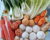 Foto langkah ke 10 dari resep Tomyum Suki Sederhana.