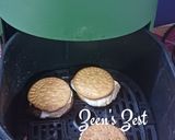 A picture of step 5 of Air Fryer S'mores.