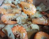 Hình bước làm 3 của món Tôm thịt rang tắc