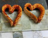 A picture of step 1 of Sausage 🌭 Eggs 🥚 Heart.