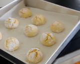 Foto langkah ke 7 dari resep Lemon Crinkle Cookies 🍋.