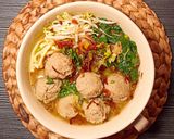 Foto langkah ke 4 dari resep 20. Kuah Bakso (Ala Abang2 Jualan).