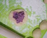 Foto langkah ke 2 dari resep Roti Ubi.