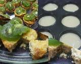 Baked Mini Cheesecake Cups (With Kiwi Slices) recipe step 4 photo