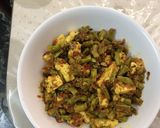 A picture of step 3 of Beans with Paneer.