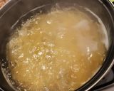 Pas rețetă Spaghetti Carbonara cu Șuncă și Ciuperci 1 fotografie