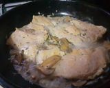 Foto del paso 6 de la receta: Pechuga de Pollo con Salsa de Champiñones y ensalada