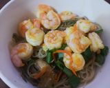 Foto del paso 3 de la receta: Fideos Vermicelli salteados con Camarón y Verduras