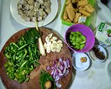 Foto langkah ke 2 dari resep Lodeh Tahu Tempe Pedas(Jangan Lombok).