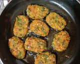 ઓટ્સ અને મગદાળ ના કબાબ (Oats Moongdal Kebab Recipe In Gujarati) રેસીપી સ્ટેપ5ફોટો