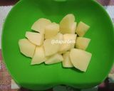 Foto langkah ke 1 dari resep Semur Ayam Kentang.