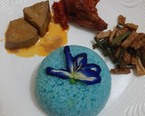 Foto langkah ke 5 dari resep Nasi Uduk Bunga Telang.