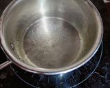 A picture of step 1 of Gondhoraj Lemon tea.