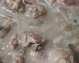 Foto del paso 3 de la receta Pollo con setas en salsa