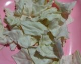 Foto langkah ke 1 dari resep 271. Sayur Bening Kubis Bayam.