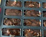 Une image de l'étape 4 de Gourmandises glacées comme un snikers mais light.