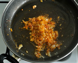 Foto del paso 2 de la receta: Merluza a la marinera