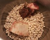 Foto del paso 2 de la receta Alubias blancas cremosas con ternera