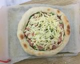 Hình bước làm 3 của món Pizza Xúc Xích Cho em bé 1Y