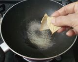 A picture of step 2 of Shahi Paneer.