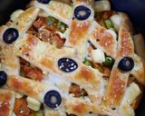 A picture of step 4 of Pie Pizza.