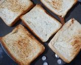 চিস ও মেয়োনিজ দিয়ে ভেজ সান্ডউইচ (veg sandwich recipe in Bengali) রেসিপির ধাপ 2 ছবি
