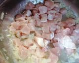 Tárkonyos csirkeraguleves gazdagon recept fázis 3 fotója