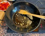 A picture of step 1 of Vegetable paella 🥘.
