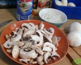 Foto del paso 1 de la receta: Risotto de pollo con champiñones