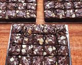 Foto langkah ke 4 dari resep Chewy brownies with shiny crust.