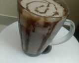 A picture of step 3 of Banana chocolate milkshake.