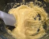 A picture of step 4 of Banana caramel pound cake.