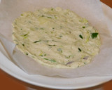 நேற்று சாதம் இன்று அக்கி மசாலா ரொட்டி(akki masala roti recipe in tamil) ரெசிபி ஸ்டேப் 2 புகைப்படம்