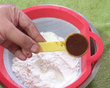 எக்லெஸ் ரெட் வெல்வட் கேக் (Eggless red velvet cake recipe in tamil) ரெசிபி ஸ்டேப் 3 புகைப்படம்