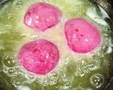 A picture of step 4 of Beetroot Paneer Shaam Savera Kofta Curry.