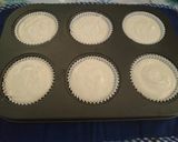 Foto langkah ke 5 dari resep Cupcake Kukus Karakter Simple.