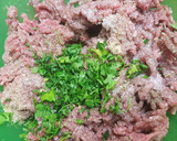 Foto del paso 5 de la receta: Rollo de carne picada relleno