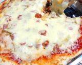 Foto langkah ke 6 dari resep Pizza mozzarella sosis.