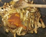 Stir fry z grzybami i fasolką krok przepisu 3 zdjęcie