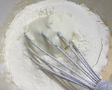 Foto del paso 1 de la receta: Budín de limón húmedo y fácil 🍋