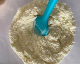 A picture of step 1 of Biscoff barfi.