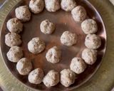 A picture of step 6 of Dry Fruit Laddoo.