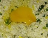 Foto langkah ke 1 dari resep Martabak Mini Tahu Rawit Ijo.
