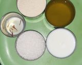 A picture of step 4 of Suji halwa milk dip.