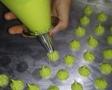 Foto langkah ke 5 dari resep Meringue cookis.