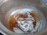 کیک سیب با سس کارامل