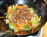 Foto del paso 4 de la receta: Chapsuy de carne de vacuno con fideos Chinos