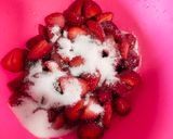 Foto del paso 1 de la receta: Batido de fresa y plátano